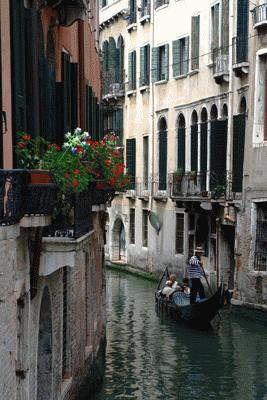 RTW0164  Romantic gondola ride